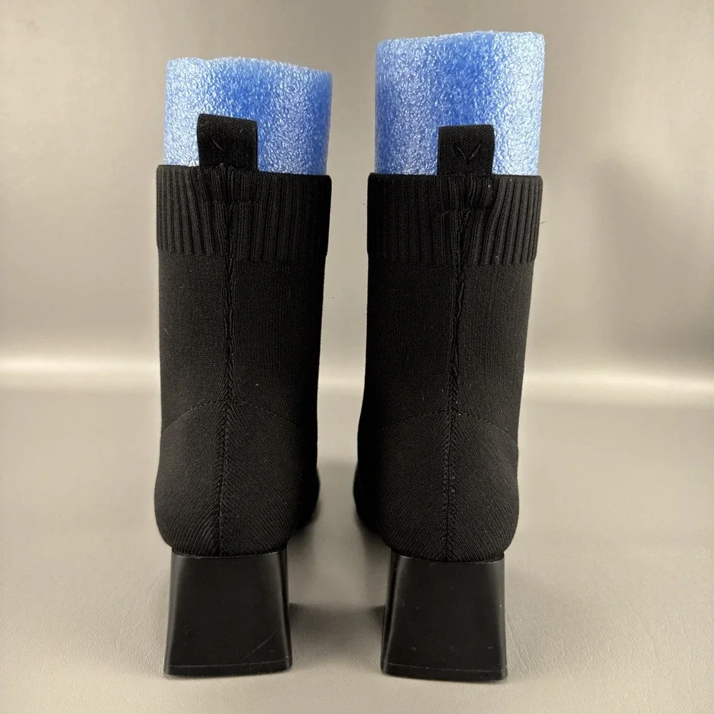 VIVAIA Regina Pro Square Toe Water Repellent Block Heel Boots EU 37 US 6.5 Knit